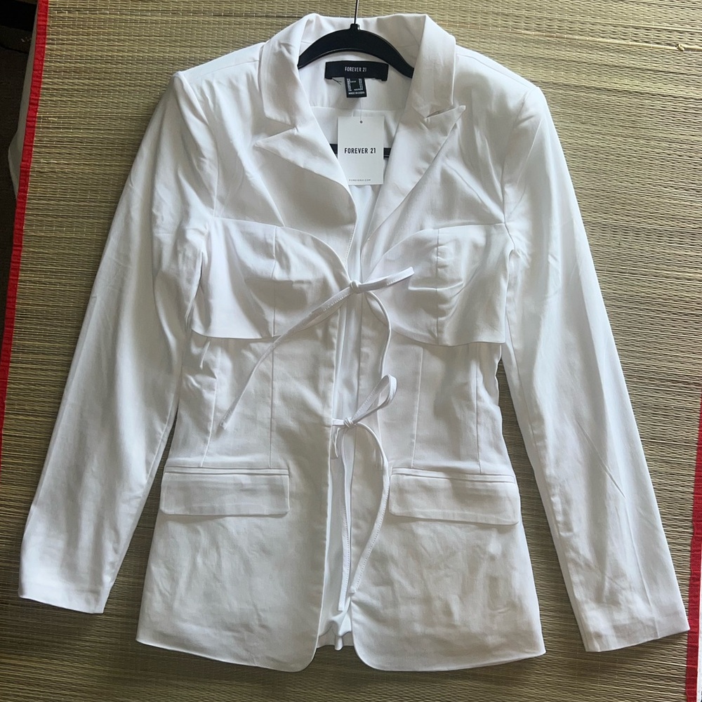 Forever 21 White Blazer Elegant Suit Jacket XS Size
